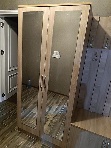toy guzgusu: Yeni, 2 qapılı, Güzgülü, Açılan, Düz dolab — 4