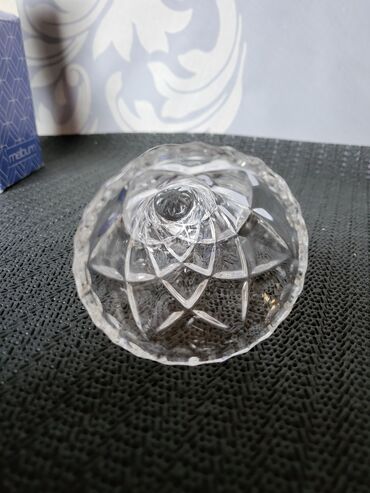 Vaze i saksije: Vaza, Novo — 6