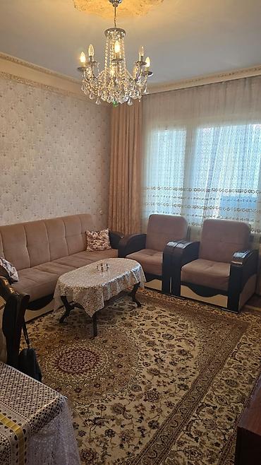 prefabrik ev baku: Saray, 4 otaqlı, Köhnə tikili, 85 kv. m — 2