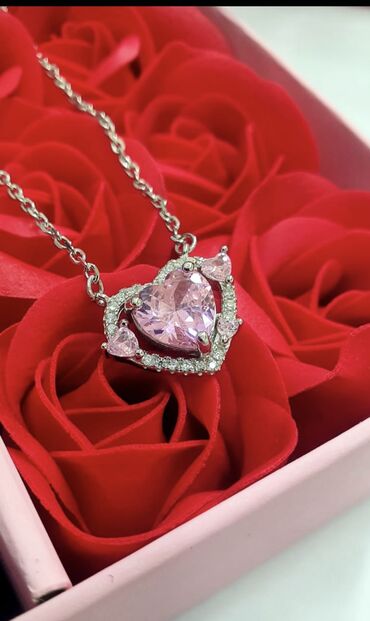 Seplər: Gümüş sep klonla 925 prob qiymət 35 manatdan baslayir.başqa hərflər də — 2