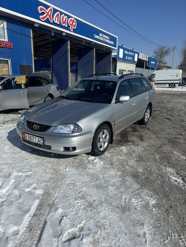 Toyota: Toyota Avensis: 2002 г., 2 л, Механика, Дизель, Универсал