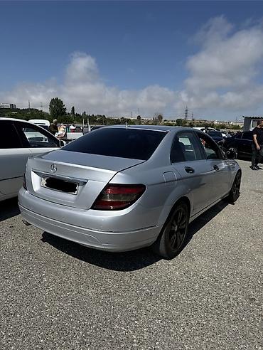 c220 cdi: Mercedes-Benz C-Class: 2.2 l | 2007 il Sedan — 6