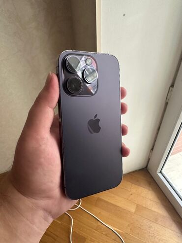 Apple iPhone: IPhone 14 Pro, 256 GB, Deep Purple, Face ID — 4