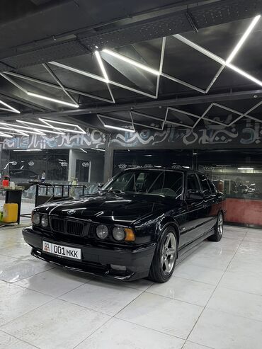 BMW: BMW 5 series: 1992 г., 4.4 л, Механика, Бензин, Седан
