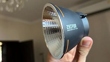 rx 6500: Zhiyun MOLUS X100 LED işıq, akkumulyatorla Zhiyun MOLUS X100 çəkiliş — 4