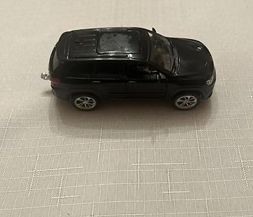 Jeep: Qara rəngdə Jeep markalı mini model maşın - Realistik detal at lalafo.az — 3 Jeep: Qara rəngdə Jeep markalı mini model maşın - Realistik detal — 3