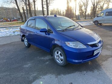 автомобиль fit: Honda Fit: 2002 г., 1.3 л, Вариатор, Бензин, Седан