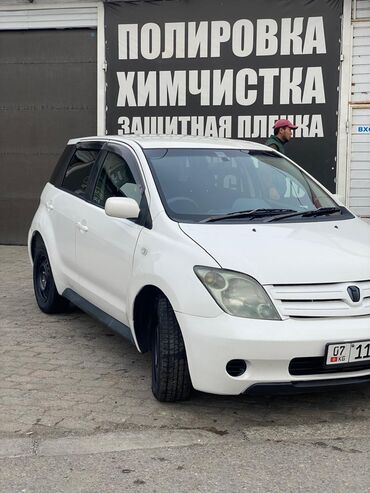 Toyota: Toyota ist: 2003 г., 1.3 л, Автомат, Бензин, Хэтчбэк