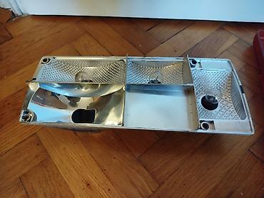 Auto delovi: Zadnja signalizacija zadnje stop svetlo migavac.
Nepoznato stanje — 7