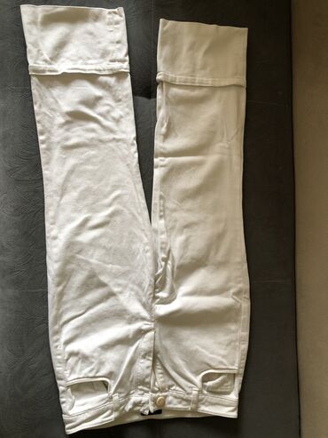 белые брюки мужские: Брюки S (EU 36), L (EU 40), цвет - Белый