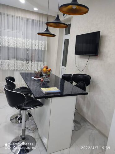 Yeni tikili: 3 otaqlı, Yeni tikili, 100 kv. m — 6