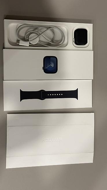 Apple Watch Series 9, 41 мм, алюминий (темный корпус) с черным