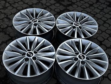 Диски: Литые Диски R 17 Kia, Комплект, отверстий - 5, Б/у — 6