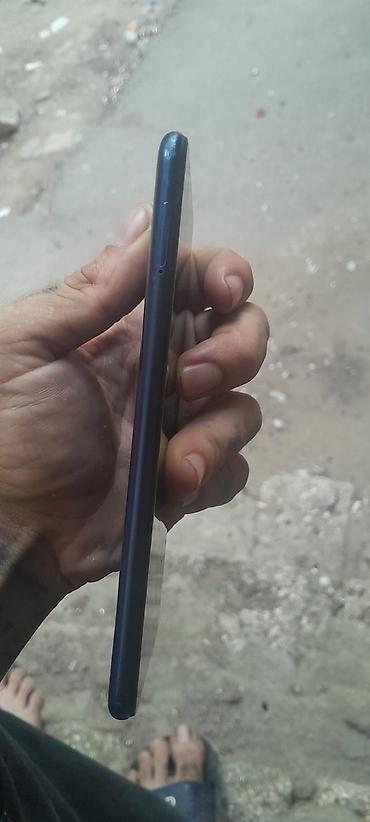 note 8 barter: Samsung A10e, 32 GB, rəng - Göy, Qırıq — 6