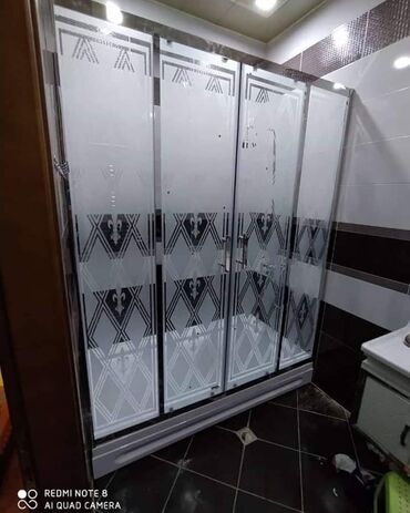 Duş kabinaları, arakəsmələr: Yeni Üstü açıq kabina, Künc üçün, Pulsuz çatdırılma — 17