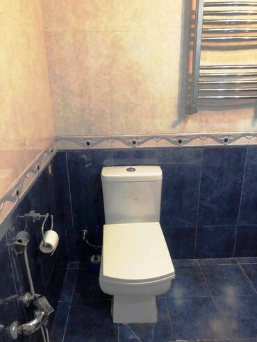 Uzunmüddətli kirayə mənzillər: Megafun binasının yanı 16 mərtəbəli binanın 7-ci mərtəbəsi ümumi — 10