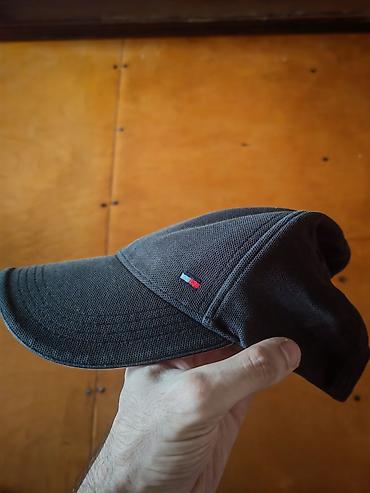 Кепки: Tommy hilfiger orijinal malıdı. Qara rəngli, yüngül toxumalı parçadan at lalafo.az — 2 Кепки: Tommy hilfiger orijinal malıdı. Qara rəngli, yüngül toxumalı parçadan — 2