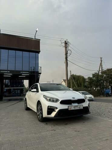 капият машина: Kia K3: 2018 г., 1.6 л, Автомат, Бензин, Седан