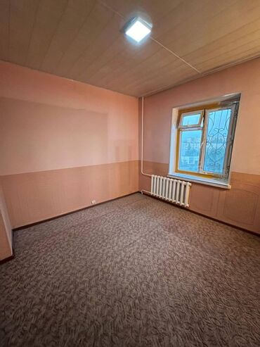 агенство кыргыз недвижимость: 2 комнаты, 52 м², 106 серия, 7 этаж, Старый ремонт