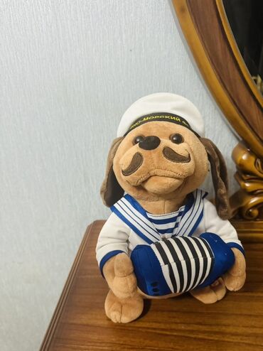 Oyuncaqlar: Dənizçi geyimində, ağ papaq, mavi zolaqlı köynək geyinmiş və -da lalafo.az — 11 Oyuncaqlar: Dənizçi geyimində, ağ papaq, mavi zolaqlı köynək geyinmiş və — 11