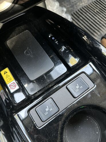 Toyota: Toyota Prius: 2021 г., 1.8 л, Вариатор, Гибрид, Хэтчбэк — 11