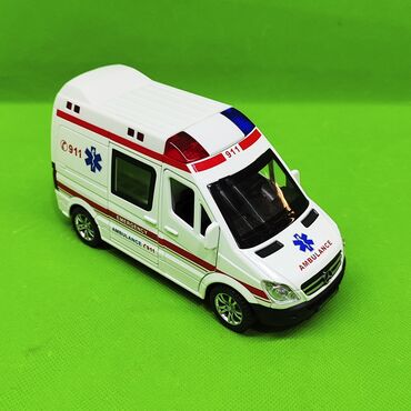 фельдшер скорой помощи: Моделька скорая помощь игрушка металлическая🚑Доставка, скидка есть