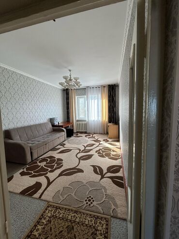 обмен квартиры на дом: 2 комнаты, 47 м², 105 серия, 2 этаж, Косметический ремонт