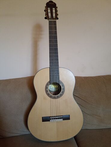 Klassik gitaralar: Klassik gitara, İşlənmiş, Pulsuz çatdırılma