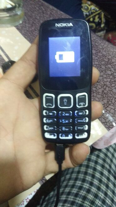 nokia 5700: Nokia 1, 2 GB, цвет - Черный, Кнопочный