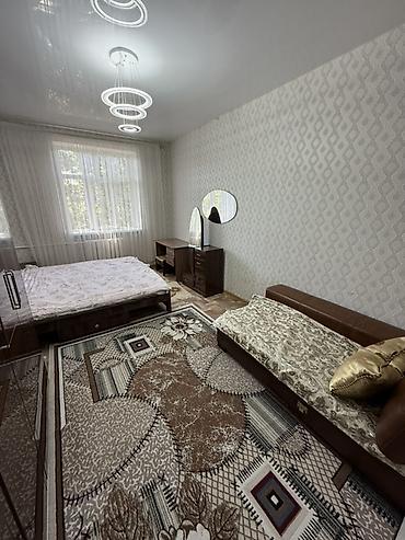 Долгосрочная аренда квартир: 3 комнаты, С мебелью полностью — 4