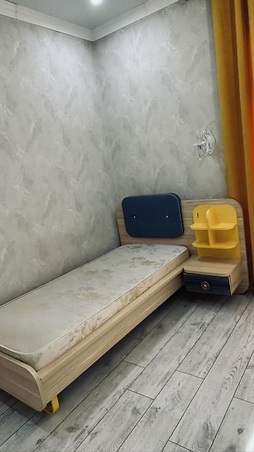 подделка в школу: Детская гарнитура, Б/у, Для мальчика, ДСП, цвет - Синий, Самовывоз — 1