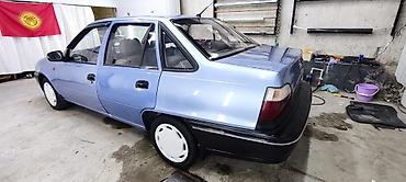 арзан машине: Daewoo Nexia: 2006 г., Кол менен иштөөчү, Бензин, Седан — 3