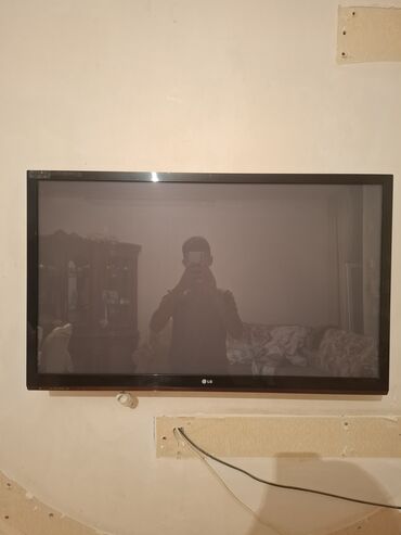 smart android box: İşlənmiş Televizor LG Led 82" HD (1366x768), Ünvandan götürmə