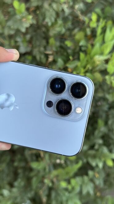 купить бу телефоны: IPhone 13 Pro, Колдонулган, 256 ГБ, Көгүлтүр, Коргоочу айнек, Каптама, 78 %