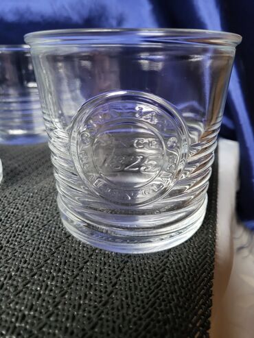 Čaše: Case vintaz,nove Italija Bormioli Rocco za zestoko pice. Case sve na na lalafo.rs — 11 Čaše: Case vintaz,nove Italija Bormioli Rocco za zestoko pice. Case sve na — 11