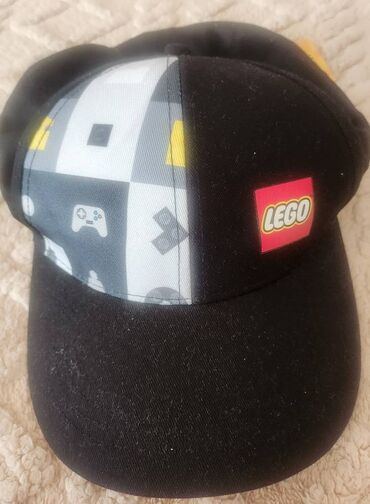 odeca za devojcice od 12 godina: Lego kačket nov, dobijen za dečake, crne boje sa aplikacijom