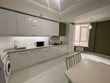 сдаю дом в канте: 1 бөлмө, 50 кв. м, Элитка, 3 кабат, Евроремонт