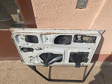 Auto delovi: Vrata prednja leva Lada 2107 Riva,2104 Karavan,2105 br.1 U beloj boji — 12