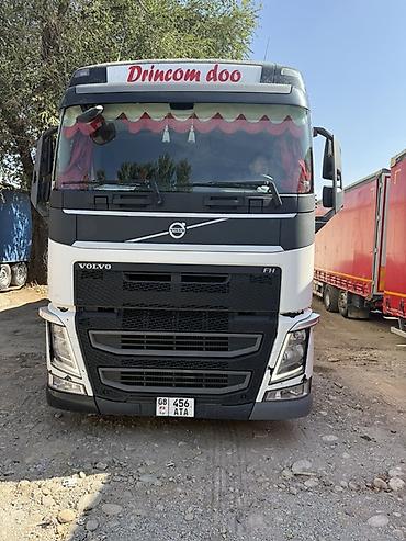 Volvo: Тягач, Volvo, 2015 г., Тентованный — 1