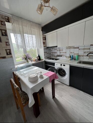 отдых на ысык ата: 3 комнаты, 80 м², 104 серия, 3 этаж, Косметический ремонт