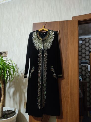 Вечерние платья: Вечернее платье, С рукавами, Стразы, Камни, 3XL (EU 46)