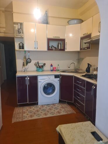 tap.az xacmaz: Bakı, Günəşli, 3 otaqlı, Köhnə tikili, m. Koroğlu, 60 kv. m