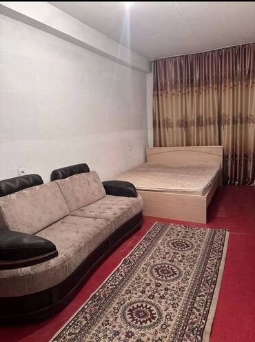 сдается комната кок жар: 1 комната, 38 м², Индивидуалка, 3 этаж, Старый ремонт