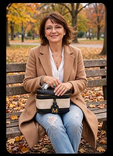torba za dokumente: Torbica sa inicijalom “M” – elegantna ženska torba/kutija ima duzi — 1
