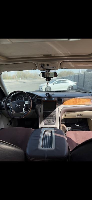 cadillac: Cadillac Escalade: 2010 г., 6.2 л, Автомат, Газ, Внедорожник — 6