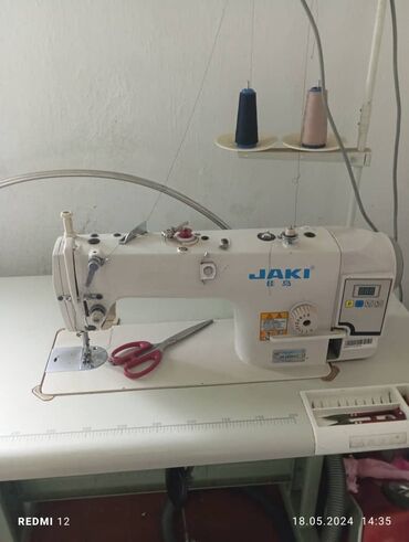 швейная машина пятинитка: Продаётся швейная машинка полу автомат б/у