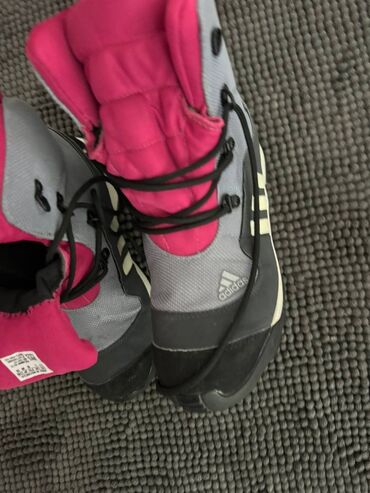 Gležnjače: Gležnjače, Adidas, 38 — 6