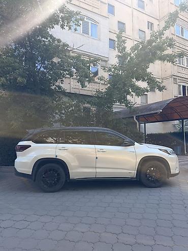highlander 2017: Toyota Highlander: 2016 г., 3.5 л, Вариатор, Гибрид, Кроссовер — 4