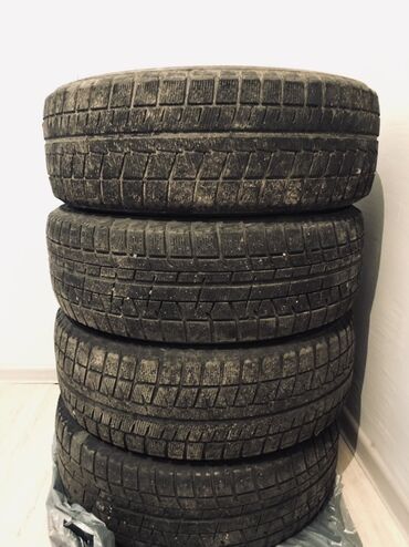 коробка в багажник авто: Шины 215 / 60 / R 16, Зима, Комплект, Легковые, Япония, Bridgestone