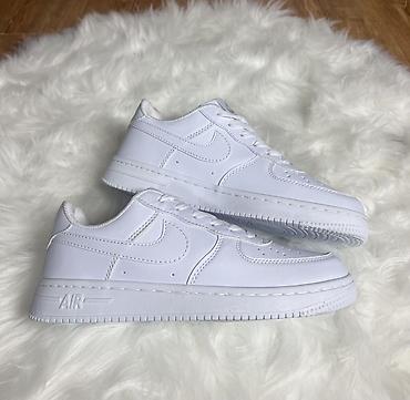 Мужские кроссовки, 41, Nike, Новый, цвет - Белый, Самовывоз, Бесплатная доставка, Платная доставка